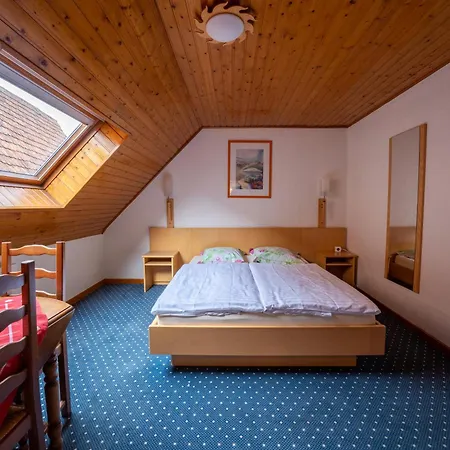 胡尔曼尚布勒酒店 住宿加早餐酒店 3*