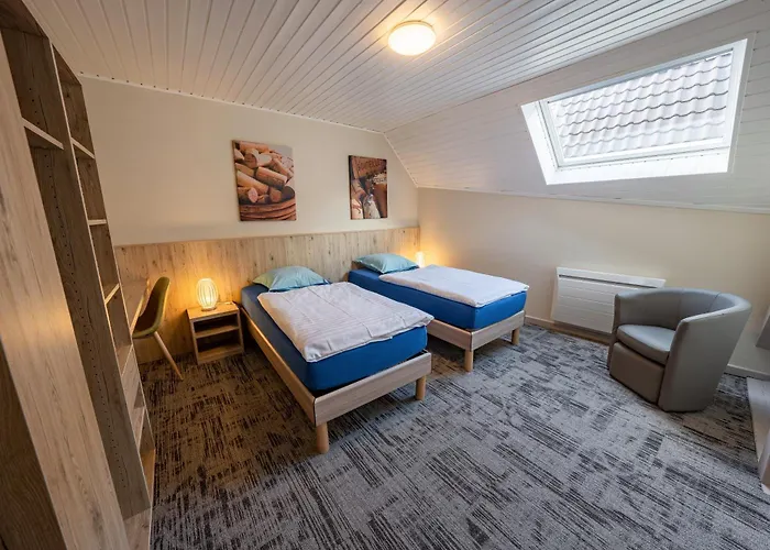 胡尔曼尚布勒酒店 住宿加早餐酒店 3*